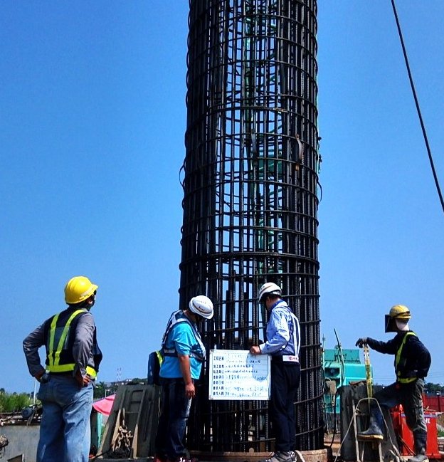 淡水端陸上段基礎基樁鋼筋籠下放前搭接長度查驗