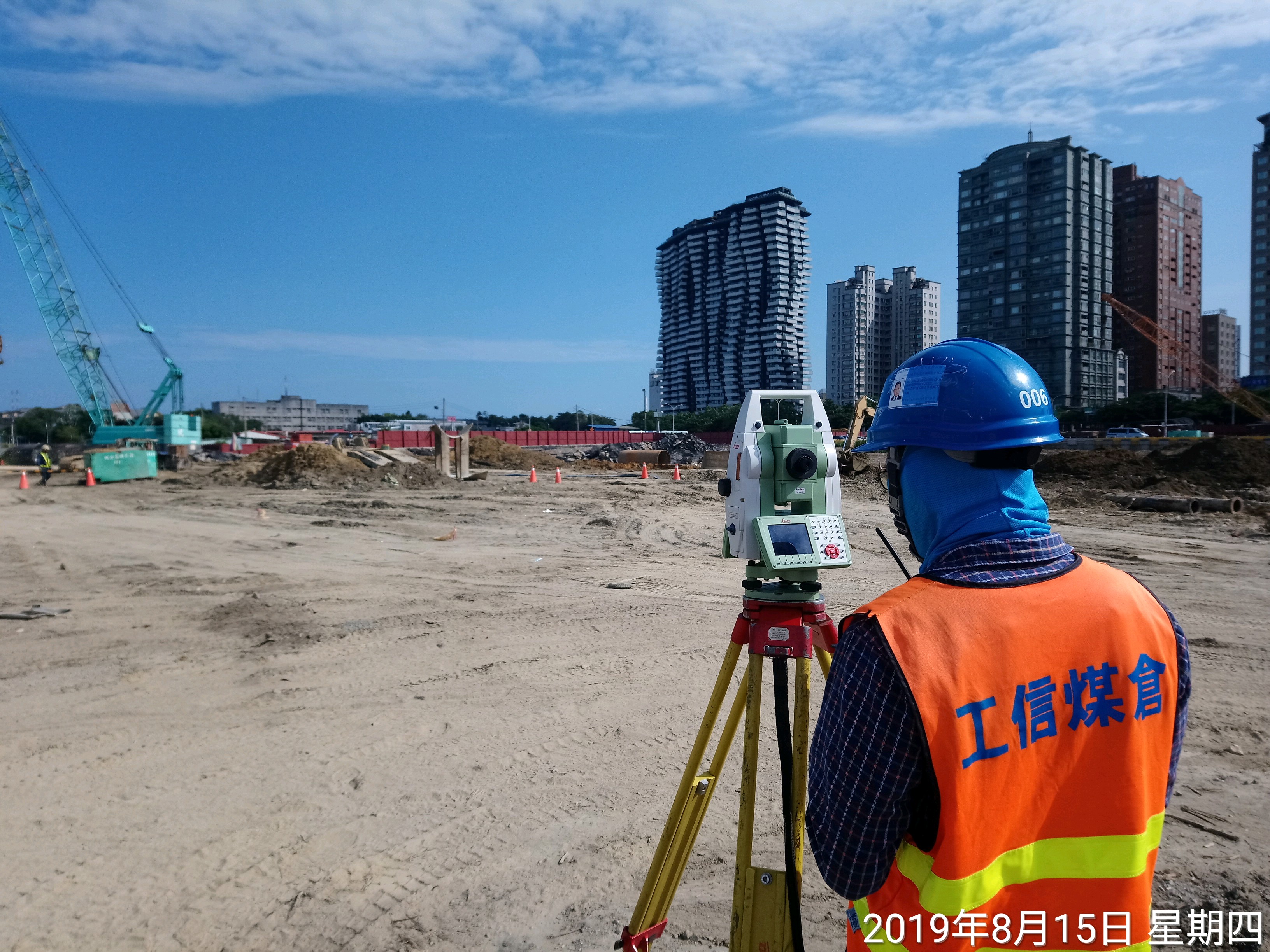 淡水端陸上段擋土牆基樁位置放樣檢測
