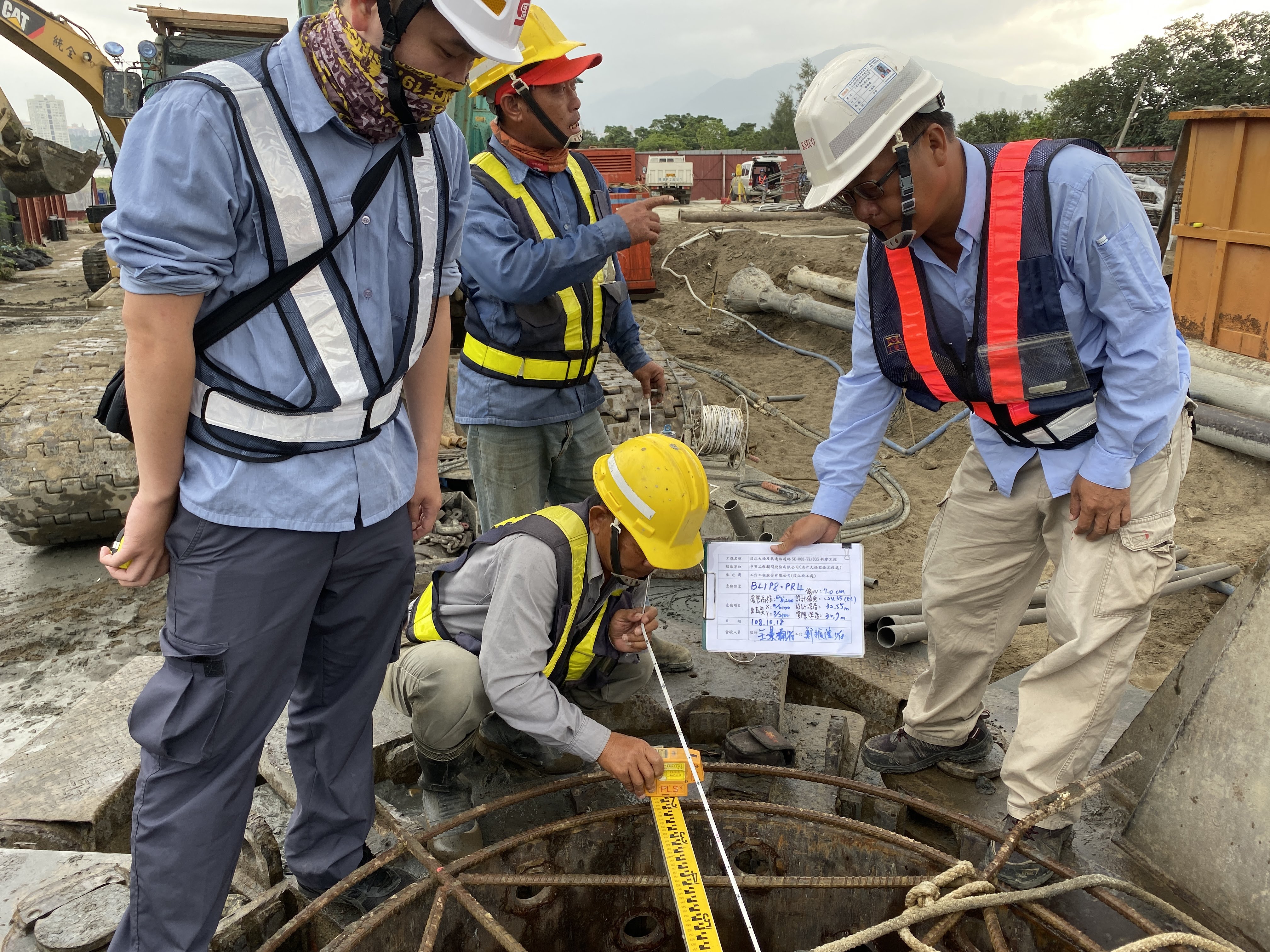 八里端基樁鋼筋挖掘後深度等查驗