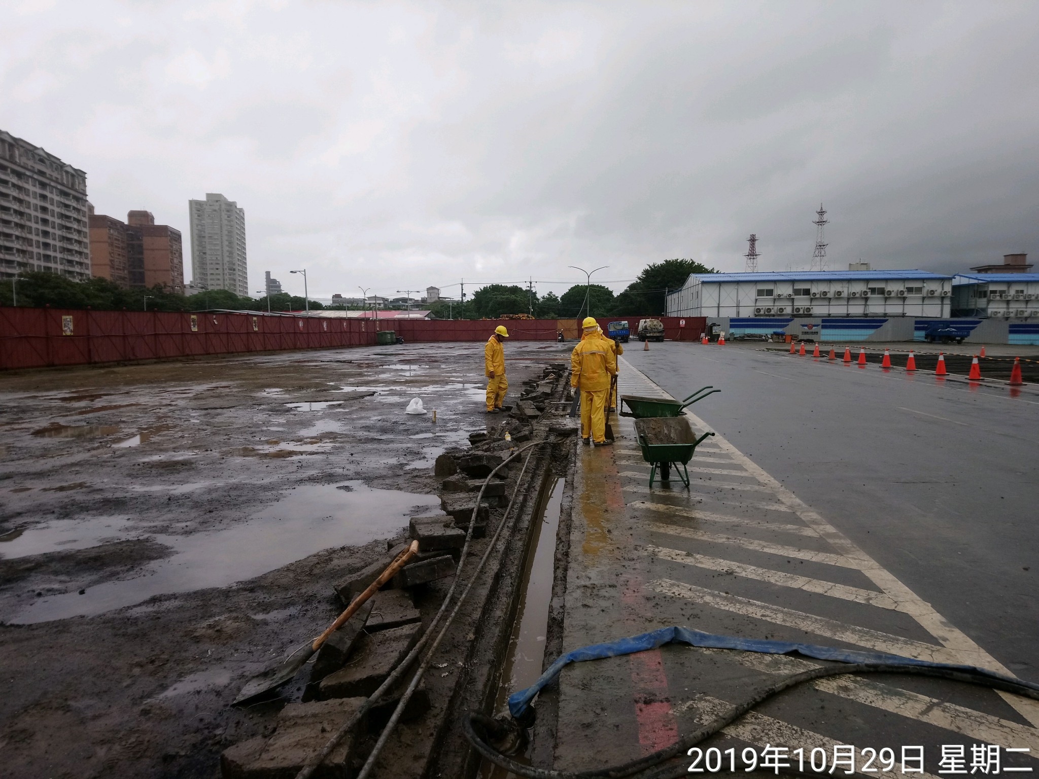 淡水端環境水溝清潔