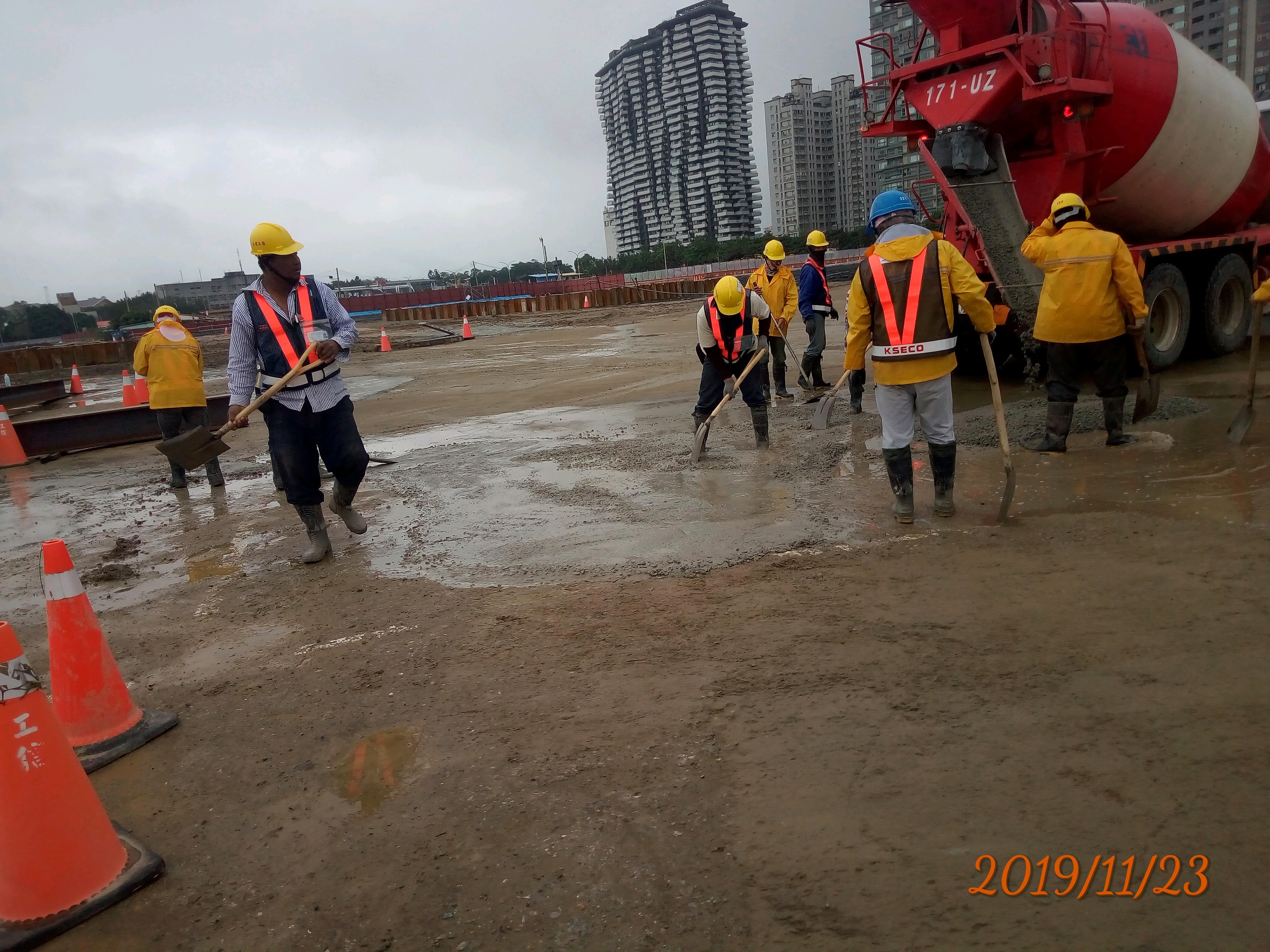 淡水端地坪整平RC澆置施工作業