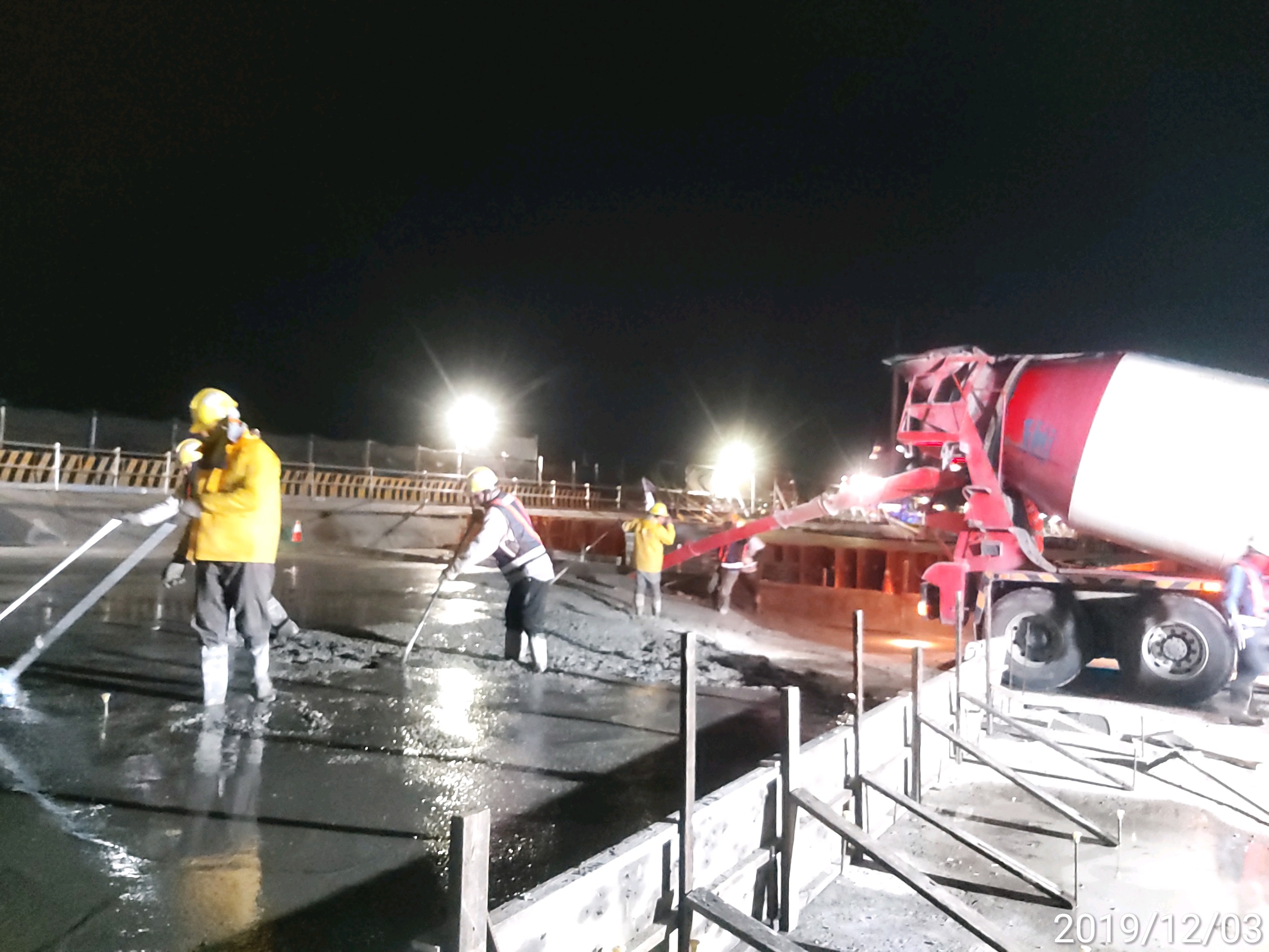 淡水端眺望台基座RC澆置.