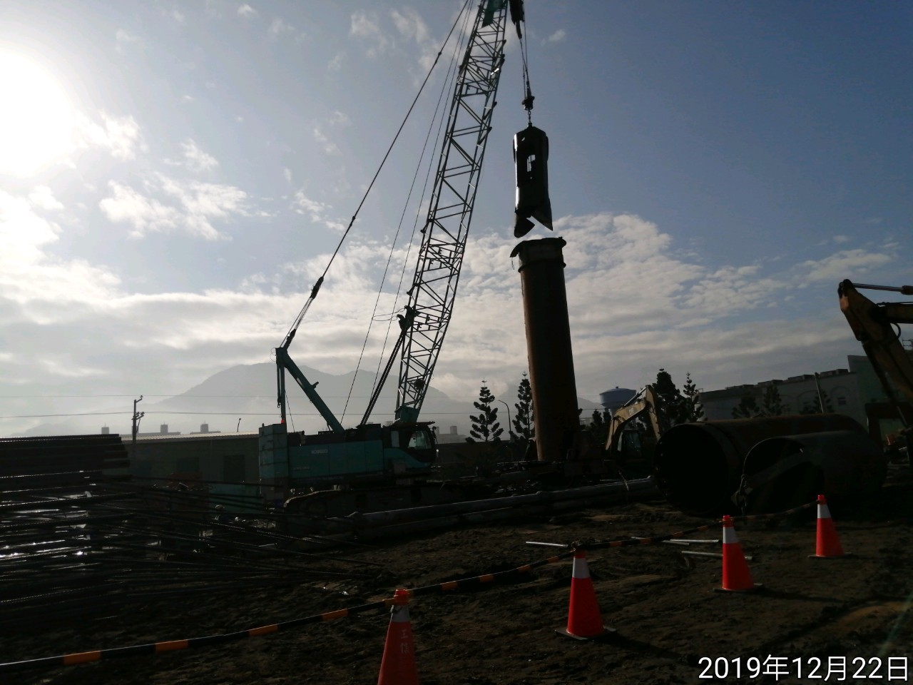 八里端基樁挖掘