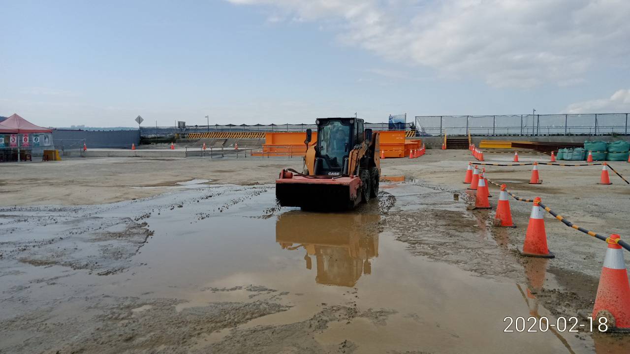 淡水端工區訌區道路清理