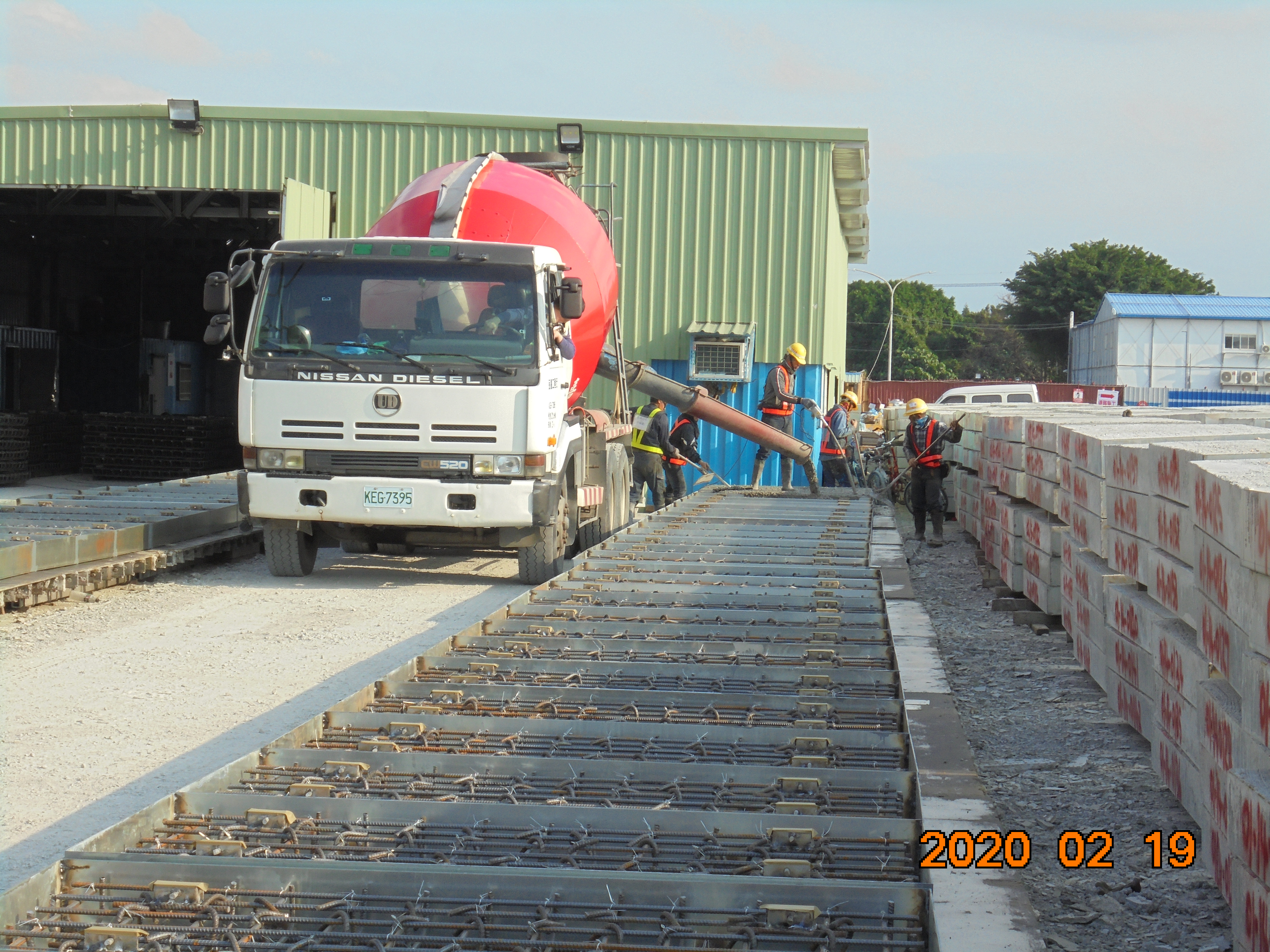 淡水端混凝土複合式覆蓋板混凝土澆置