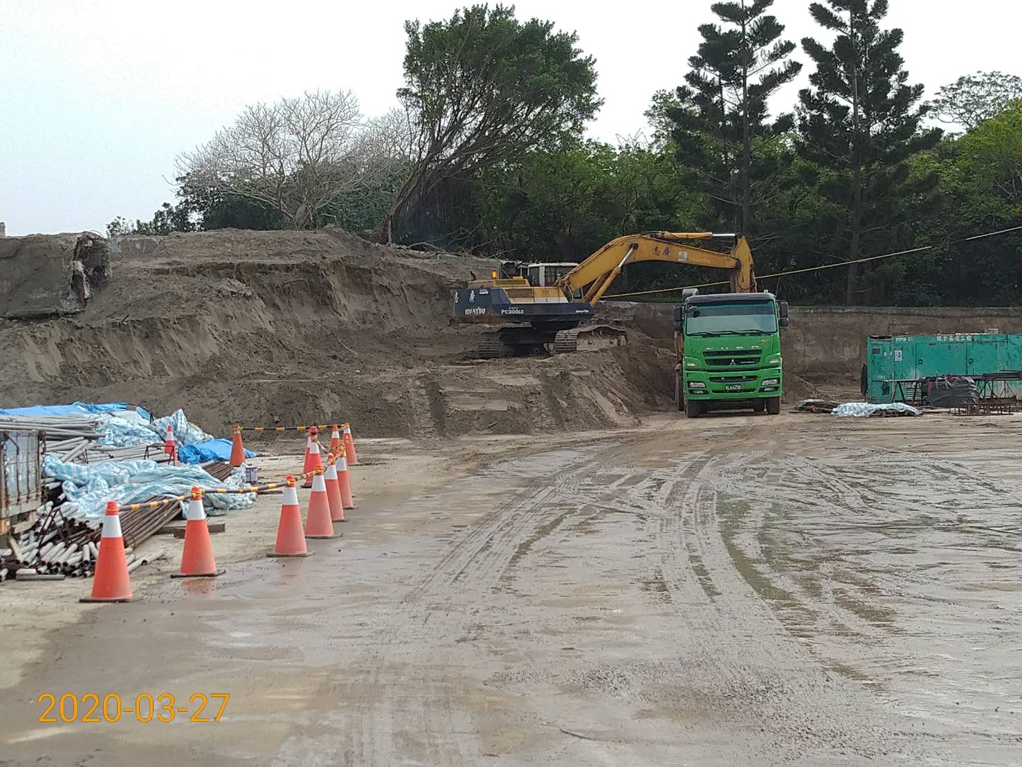 八里端P4地表土方開挖清運.