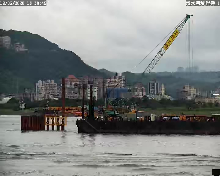 河中段P130鋼管樁套管打設