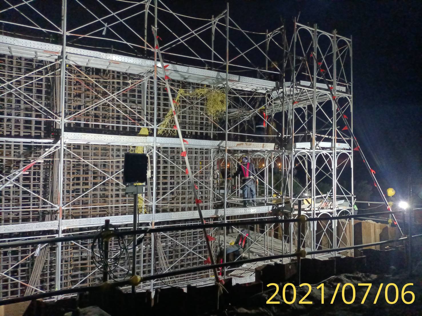 橋墩墩柱鋼筋組立施工.