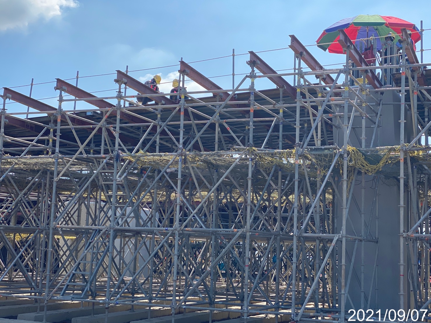 橋面版測量放樣作業.