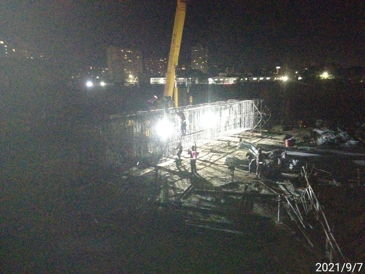 橋墩墩柱鋼筋樣架施工.