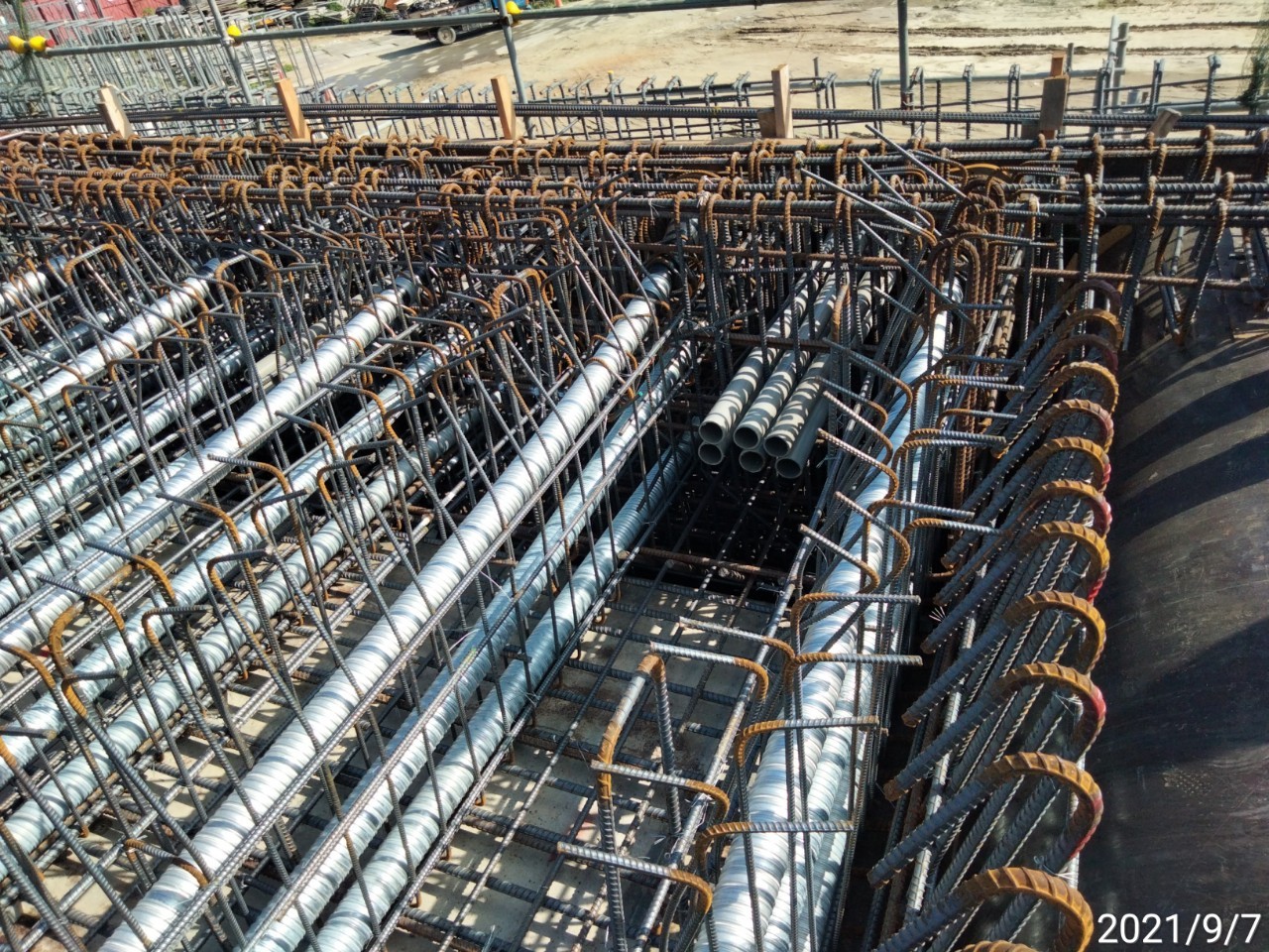 預力套管埋設安裝.