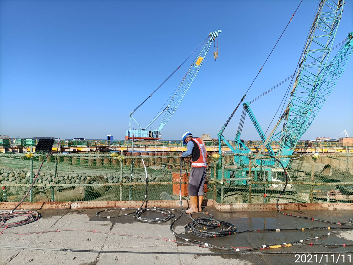 低壓止水改良樁灌漿施工.