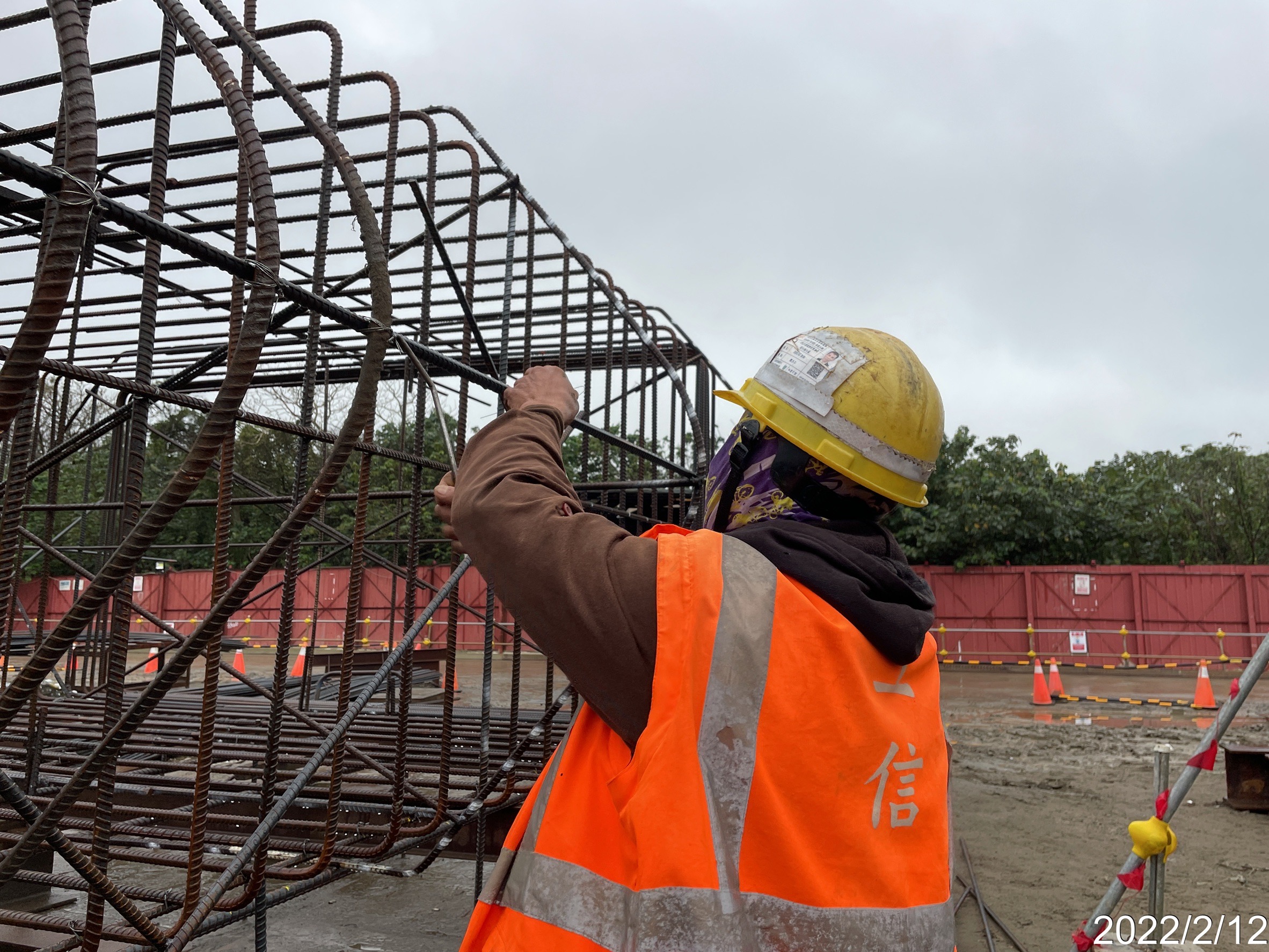 墩柱鋼筋樣架施工.