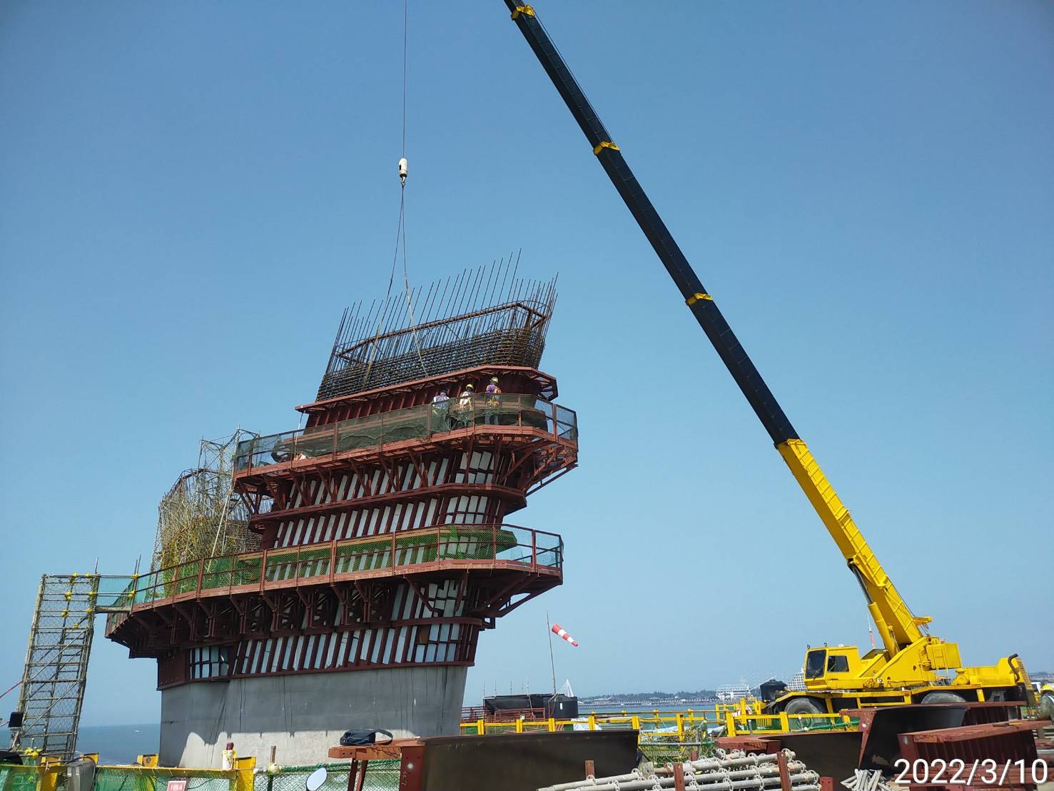 橋墩墩柱鋼筋施工.