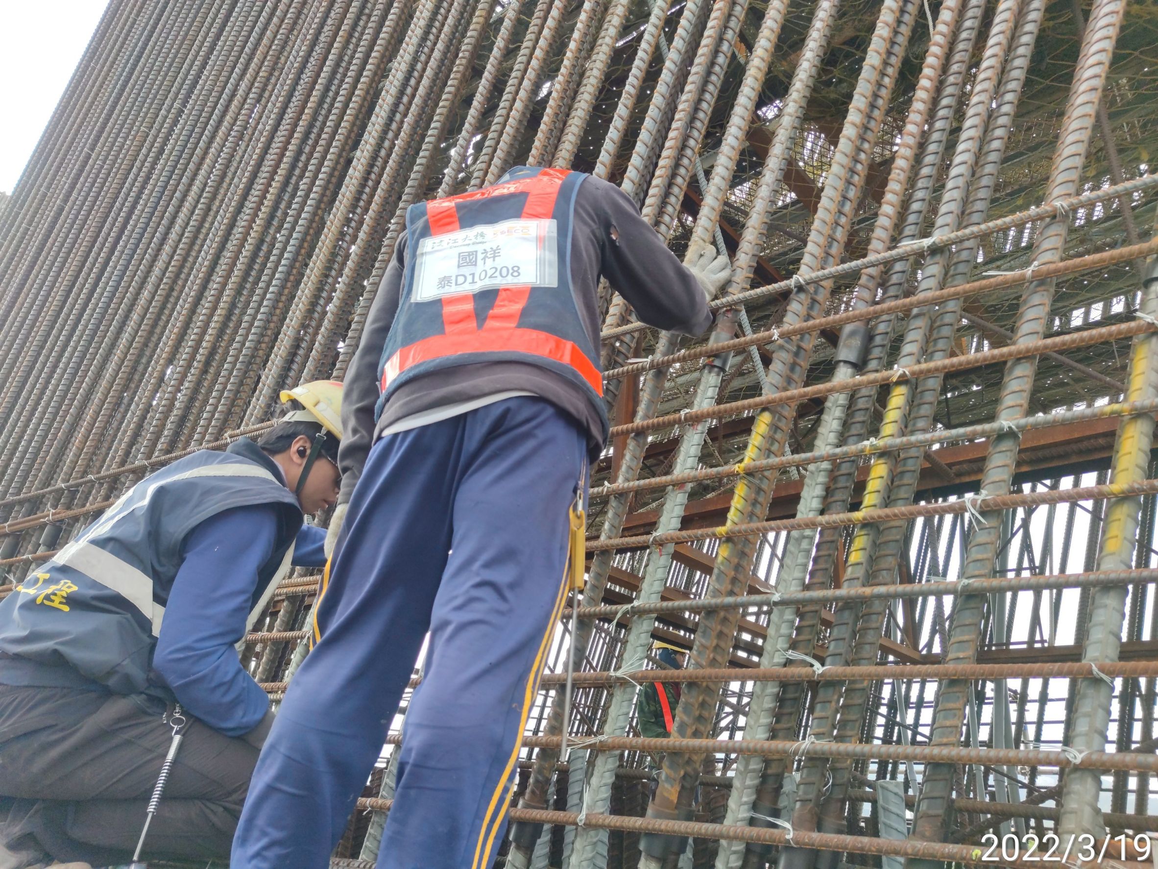 墩柱鋼筋施工.
