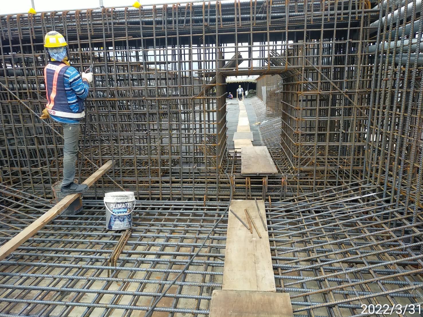 橋面版鋼筋施工.