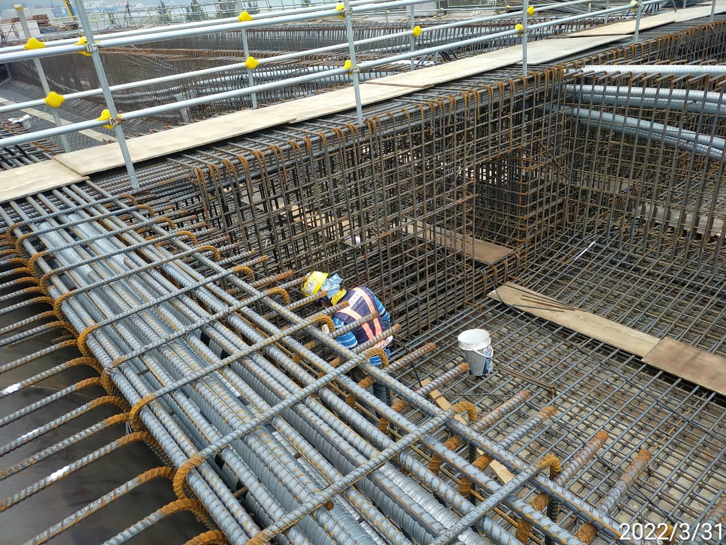 橋面版鋼筋施工.