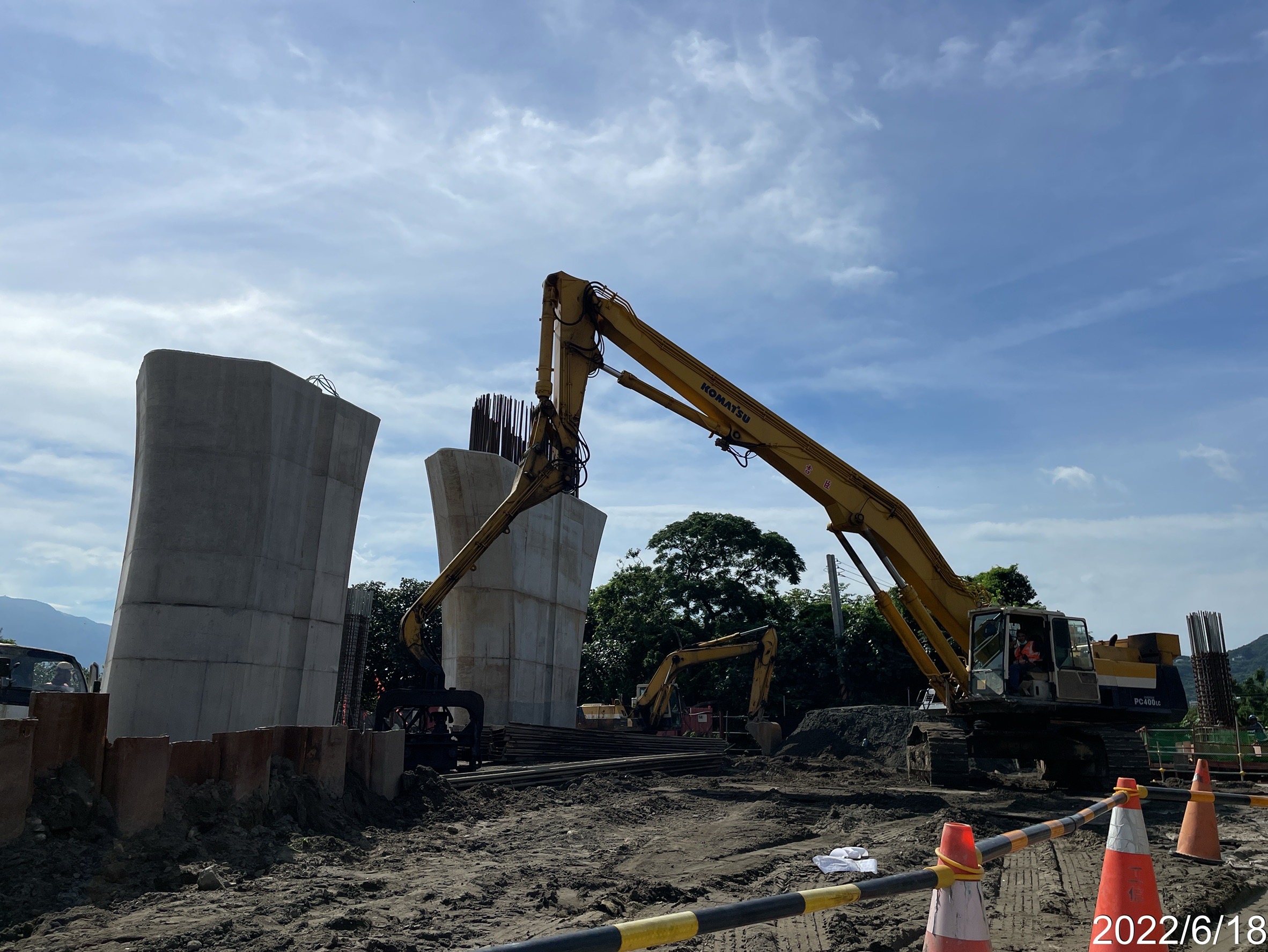 鋼板樁拔除施工