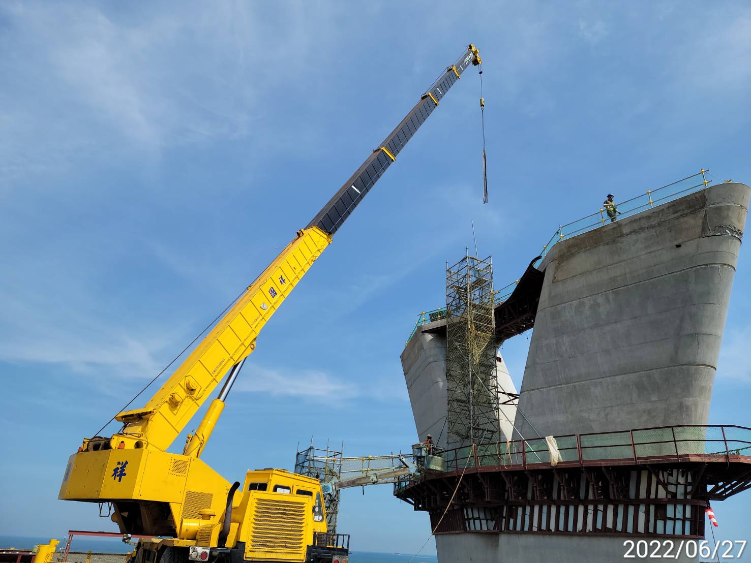 墩柱上下設備施工