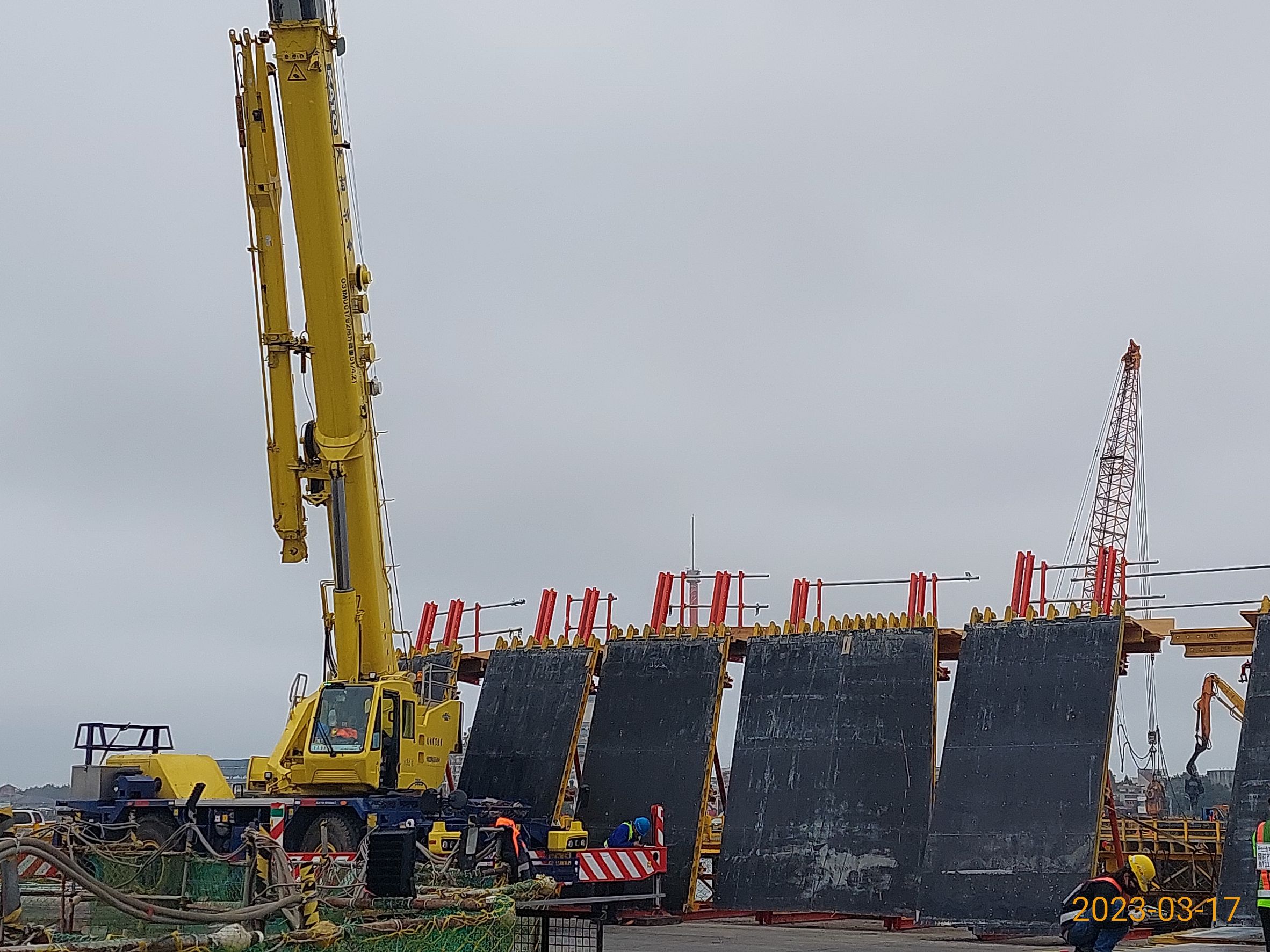 U03T節塊模板組立