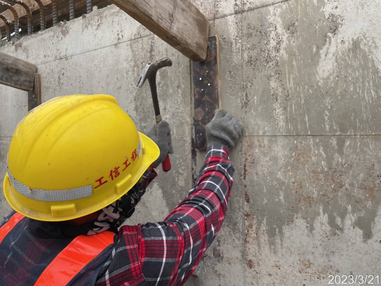 U3S-4場撐段頂版模板組立