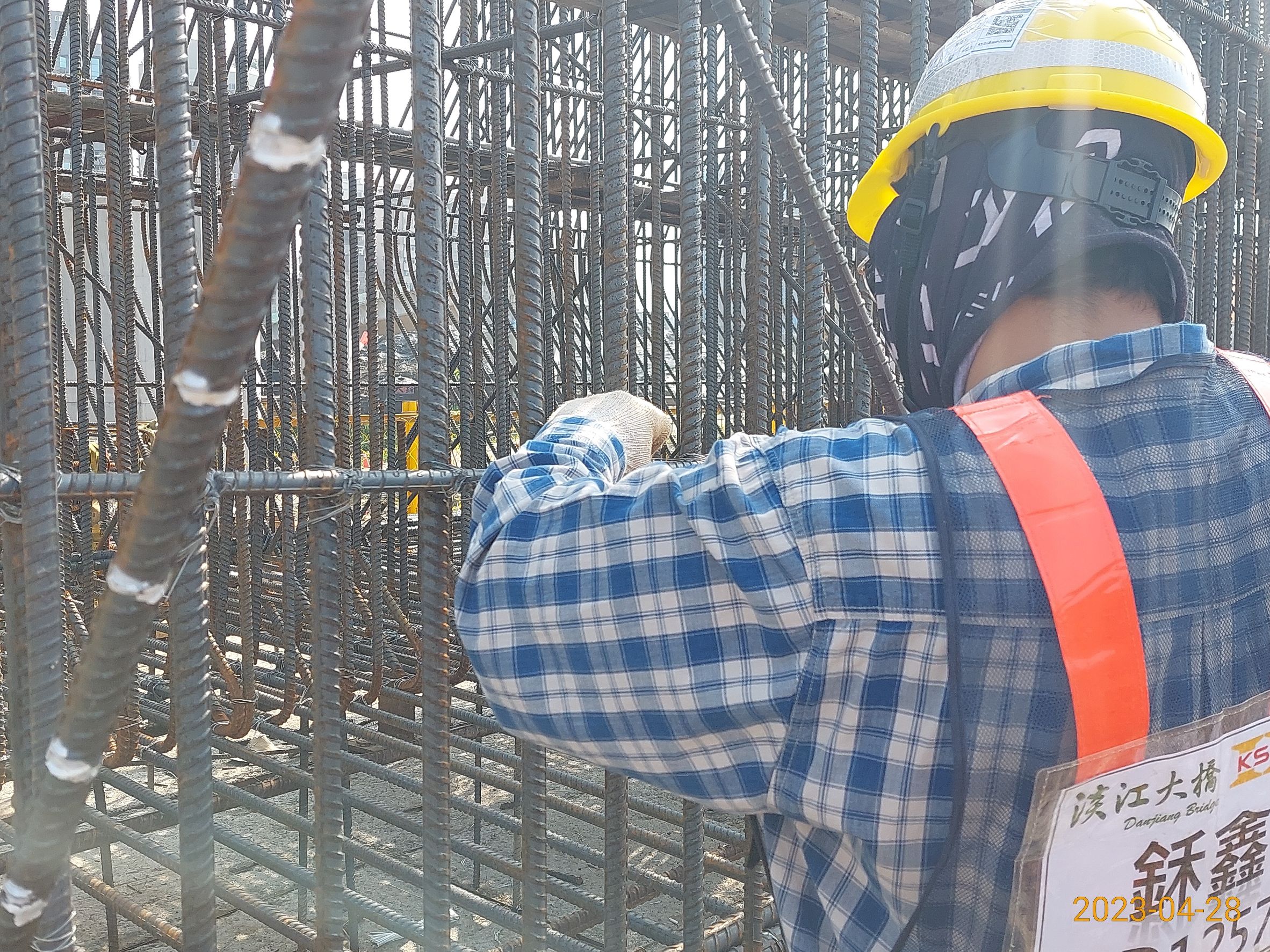 P18N墩柱樣架施作