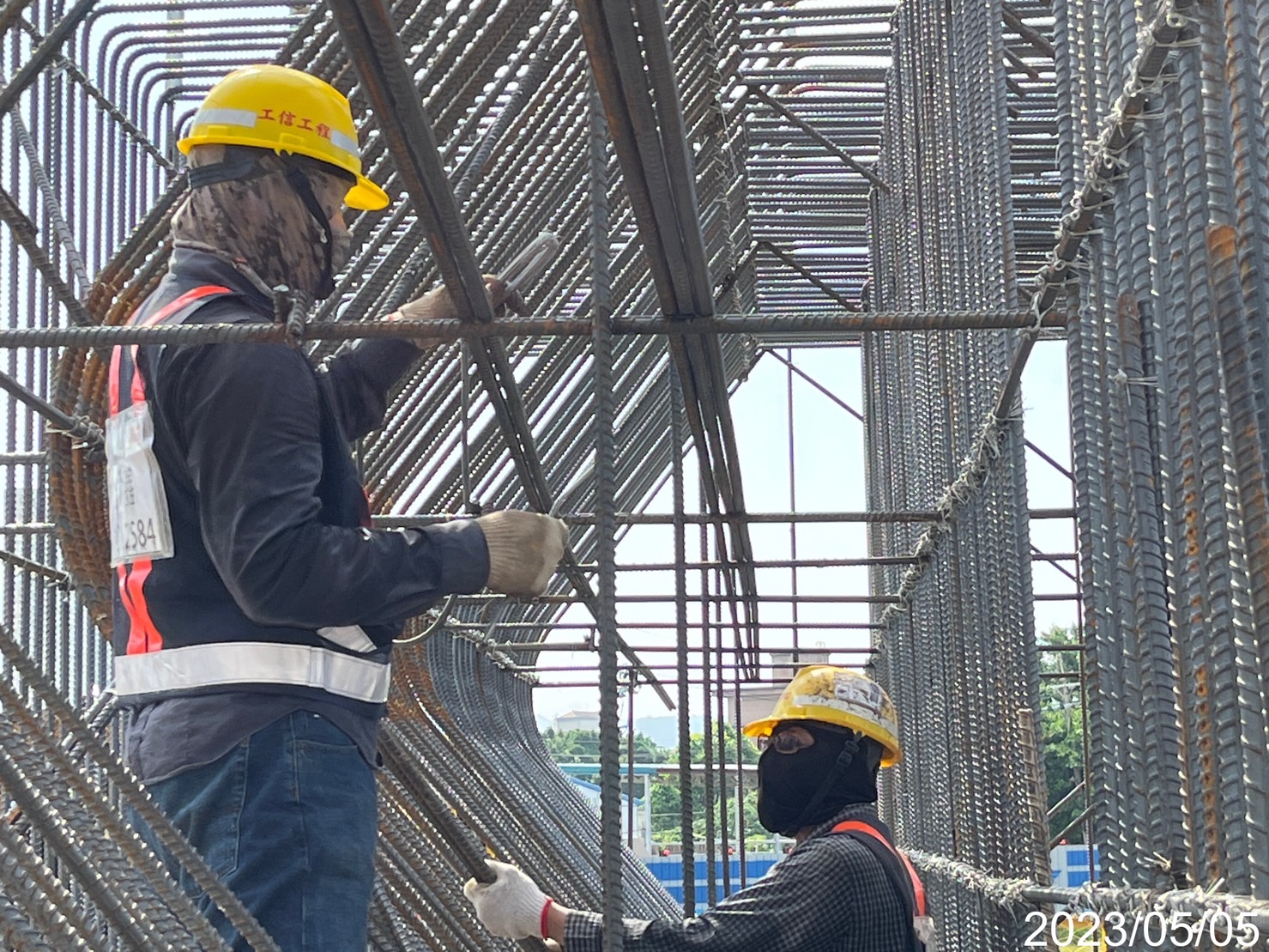 P18NR墩柱樣架施作