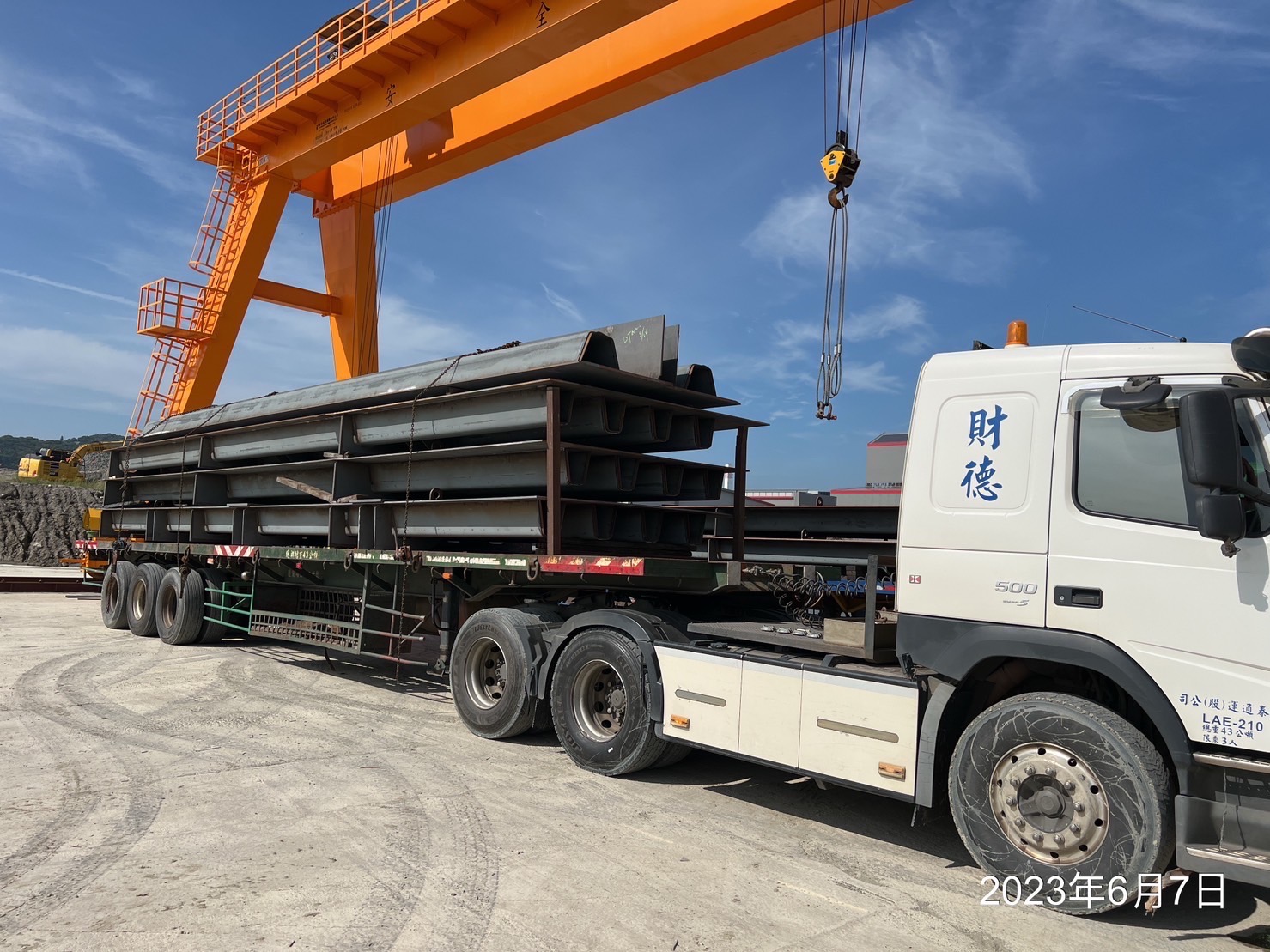 台北港組裝場1B節塊進場