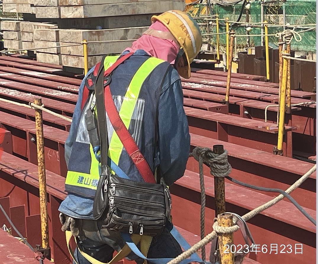 主橋塔BOT支撐架系統增設構台施作