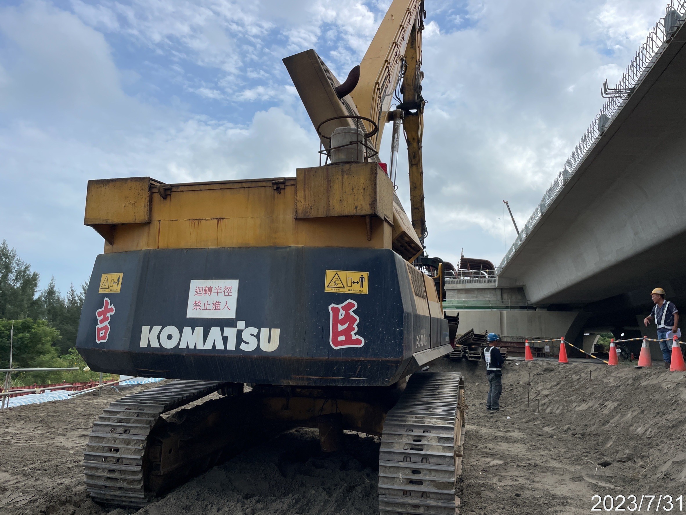 RL1P1樁帽鋼板樁打設