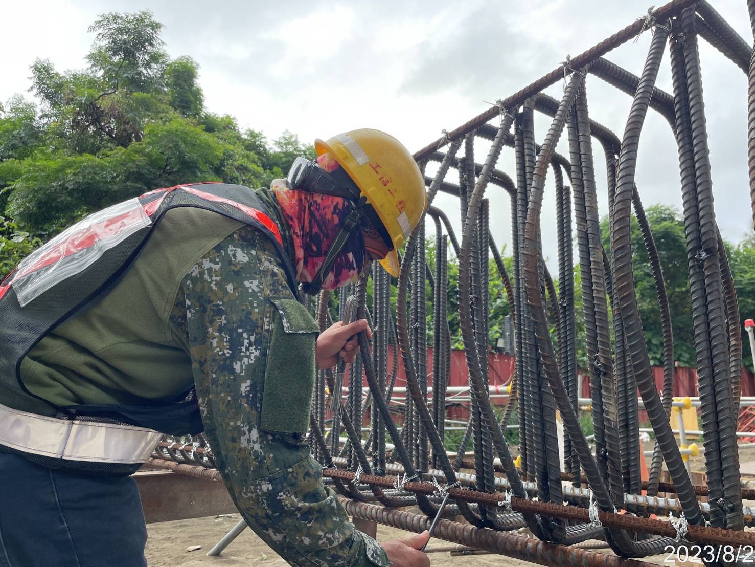 BREP1墩柱鋼筋地面組立