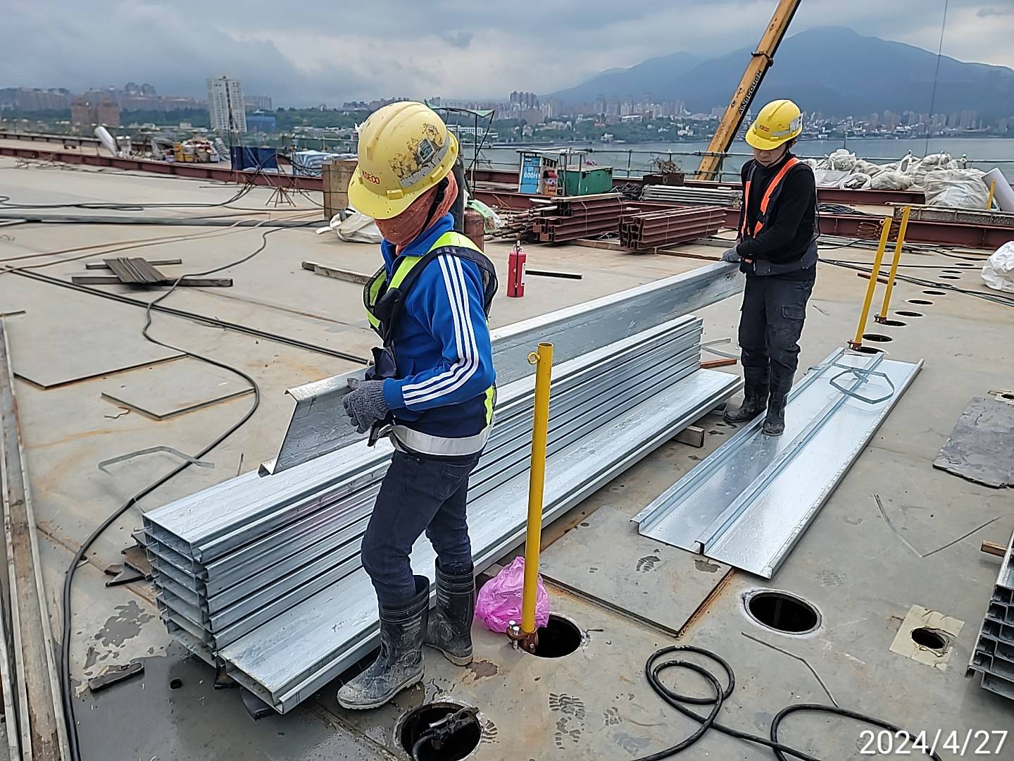 預力轉換區段Deck鈑鋪設前置作業