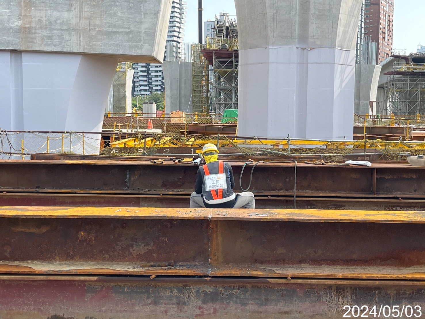 P18場撐箱梁構台施作