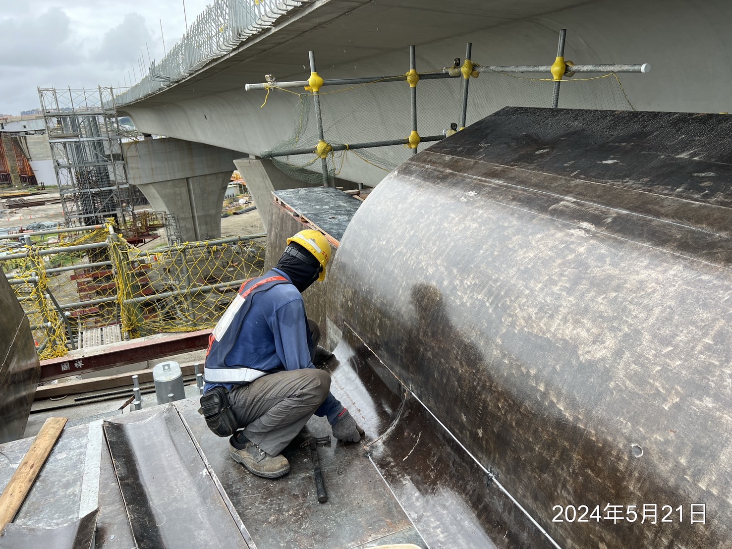 BL1B 場撐段腹翼版鋼模組立