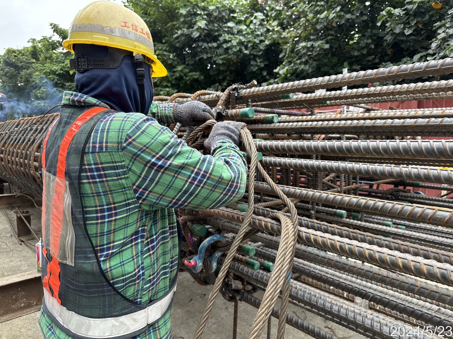 BL1P2 墩柱鋼筋地面組立