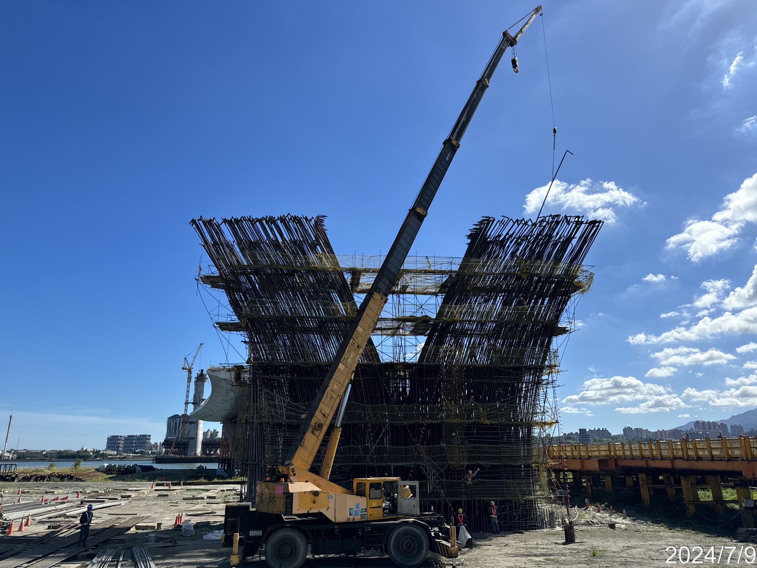 P17墩柱柱筋續接