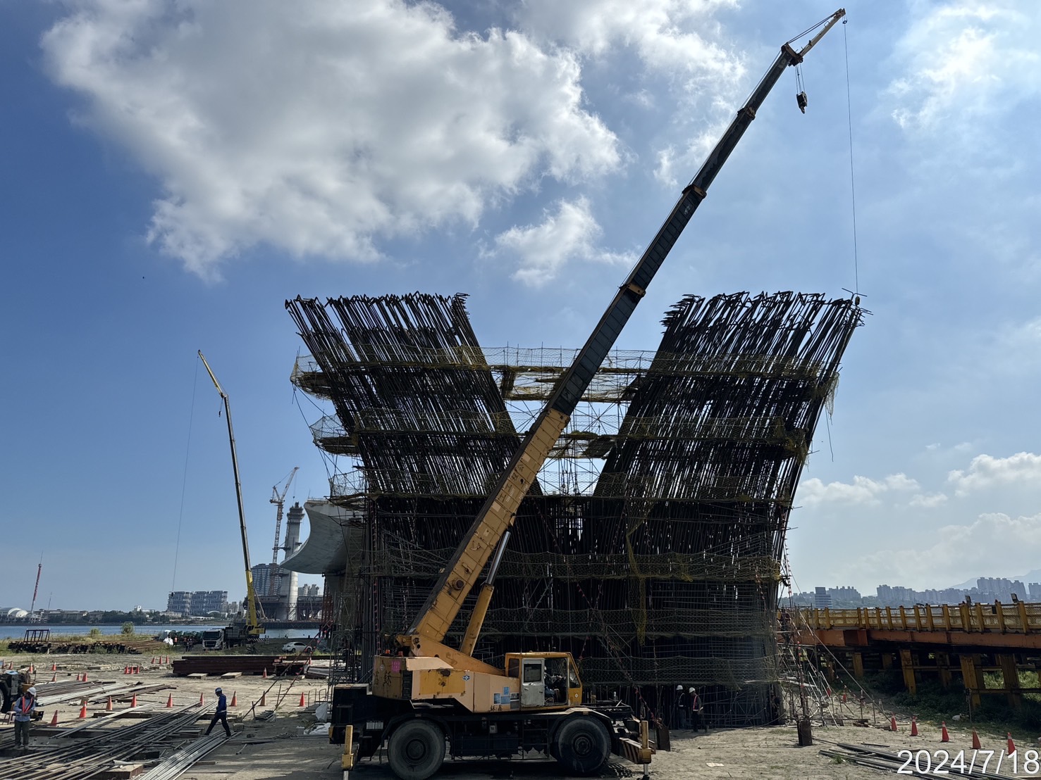 P17墩柱柱筋續接