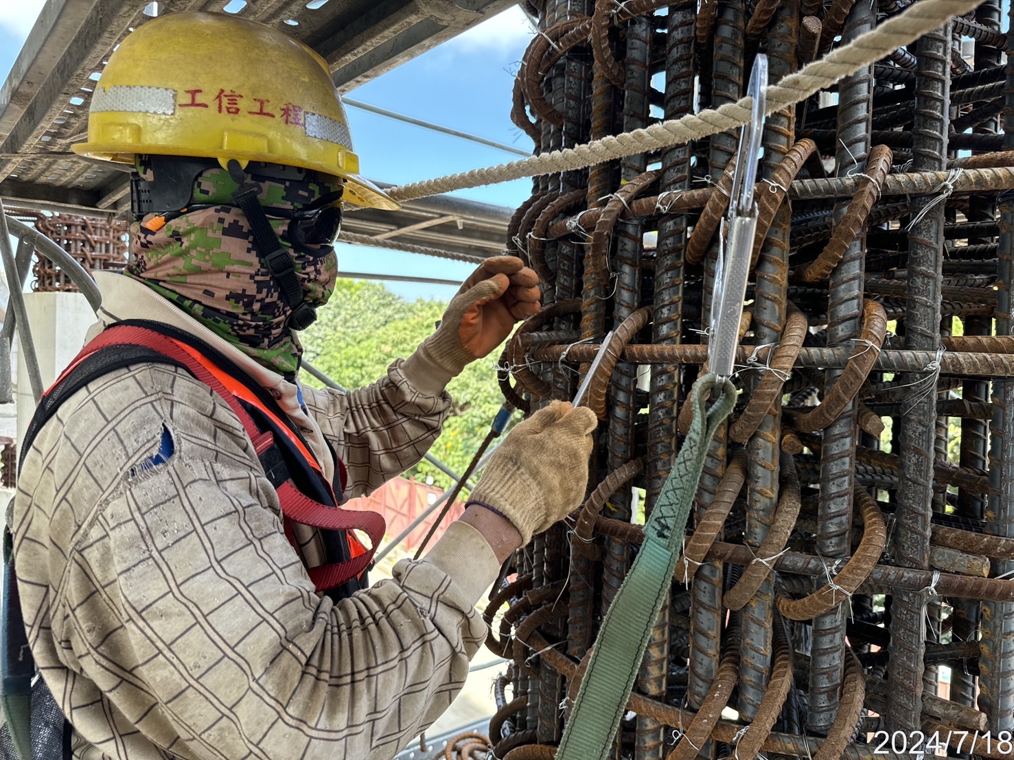 BLEP4墩柱第2昇層鋼筋綁紮