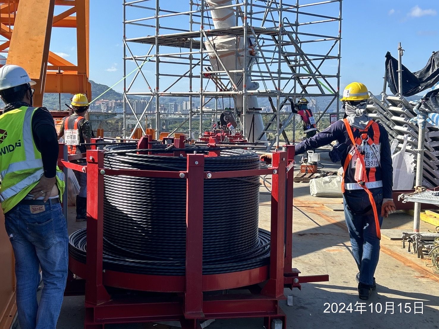 斜拉鋼索吊掛施拉