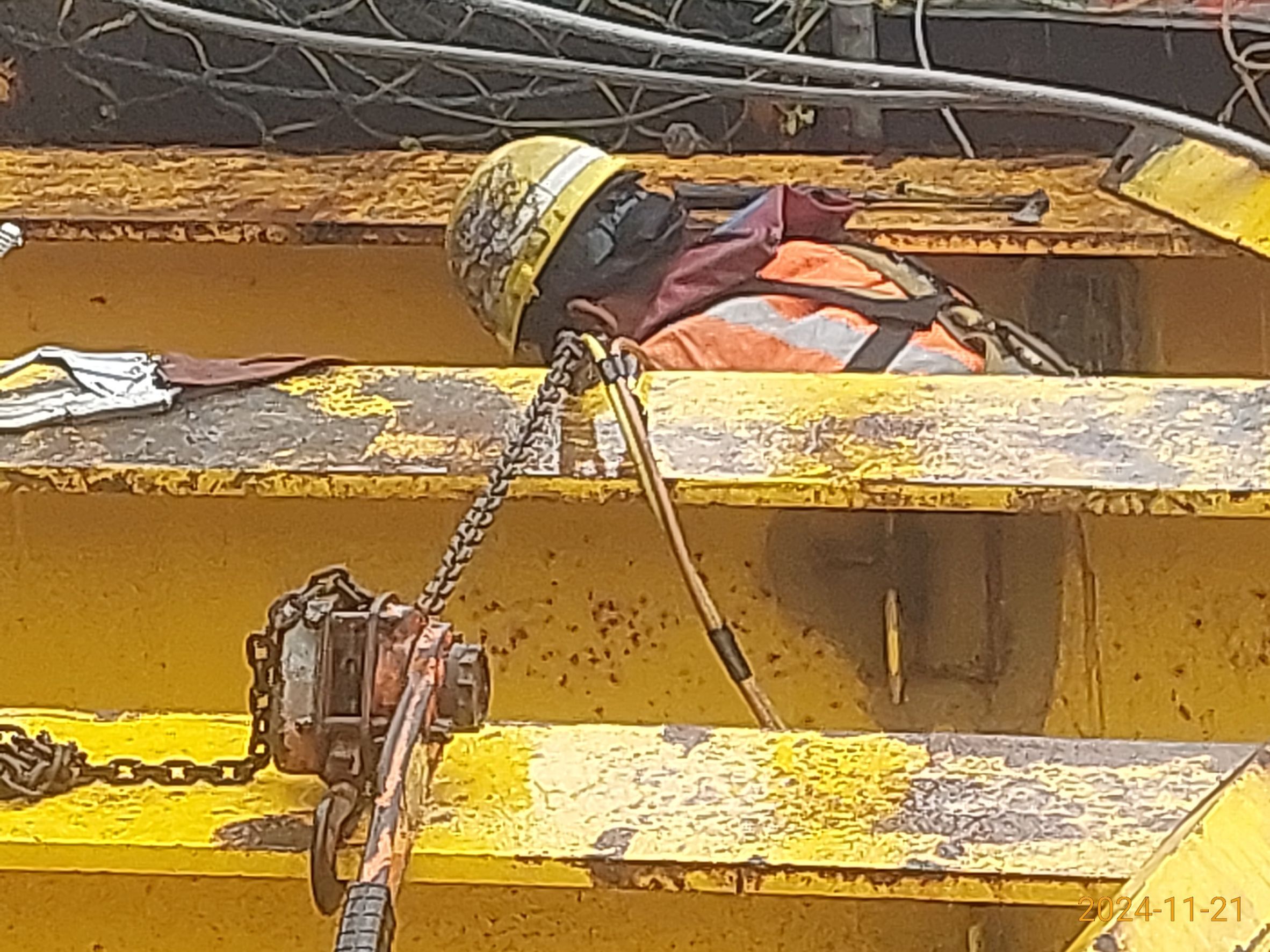 U3N混凝土護欄鋼模組立