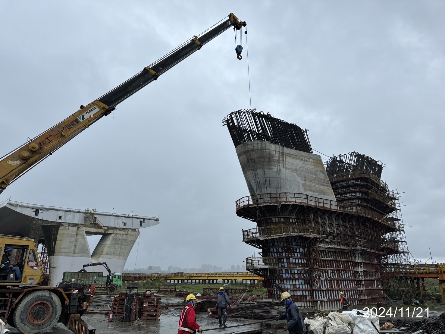 P17墩柱混凝土澆置