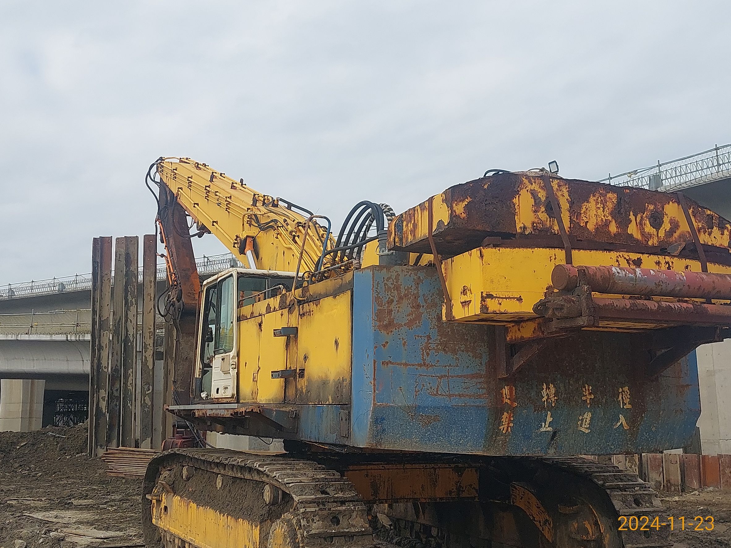 MR1-L10擋土牆鋼版樁拔除