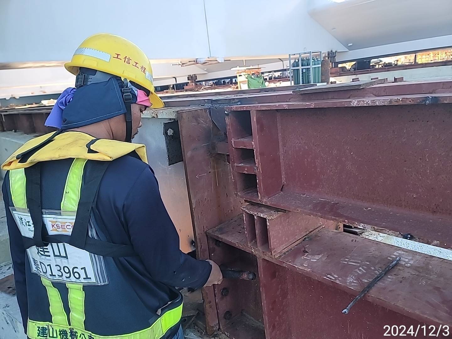 臨時碼頭區B產線延申軌道施作