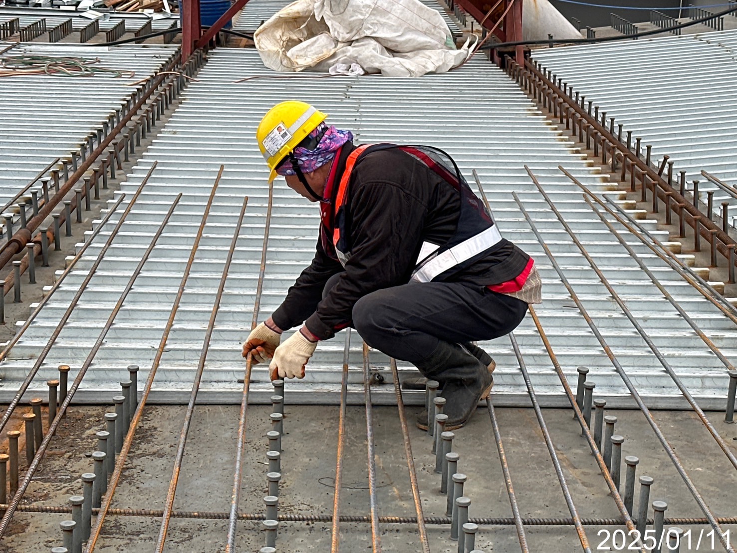 14T~20T複合橋面鋼筋綁紮