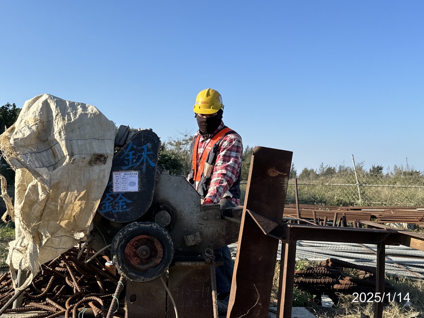 RL1A1橋台鋼筋加工