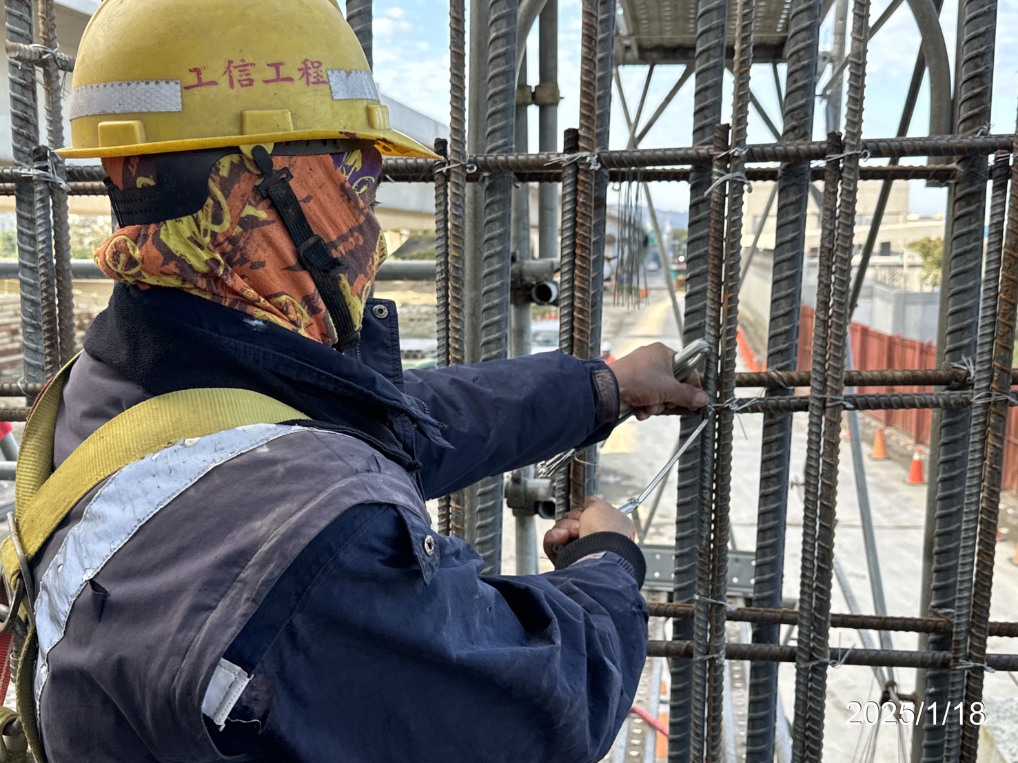 RL1A1橋台背牆鋼筋綁紮