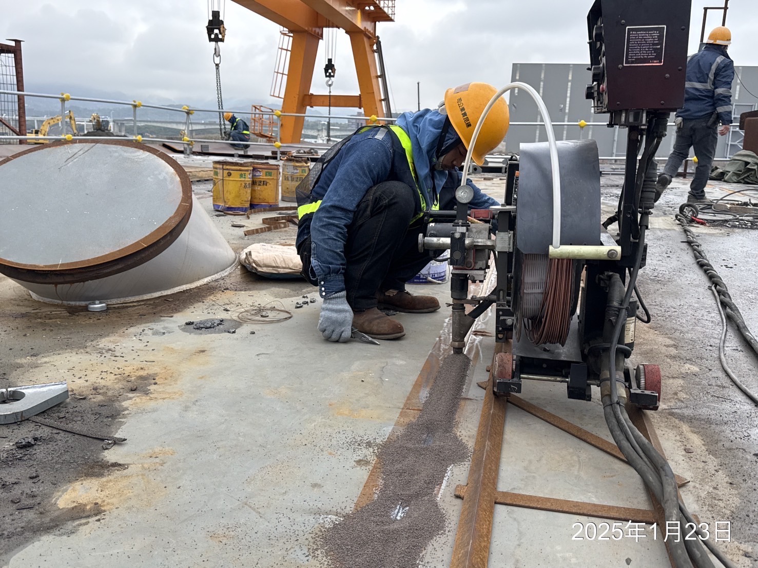 2B節塊第2階段電銲作業