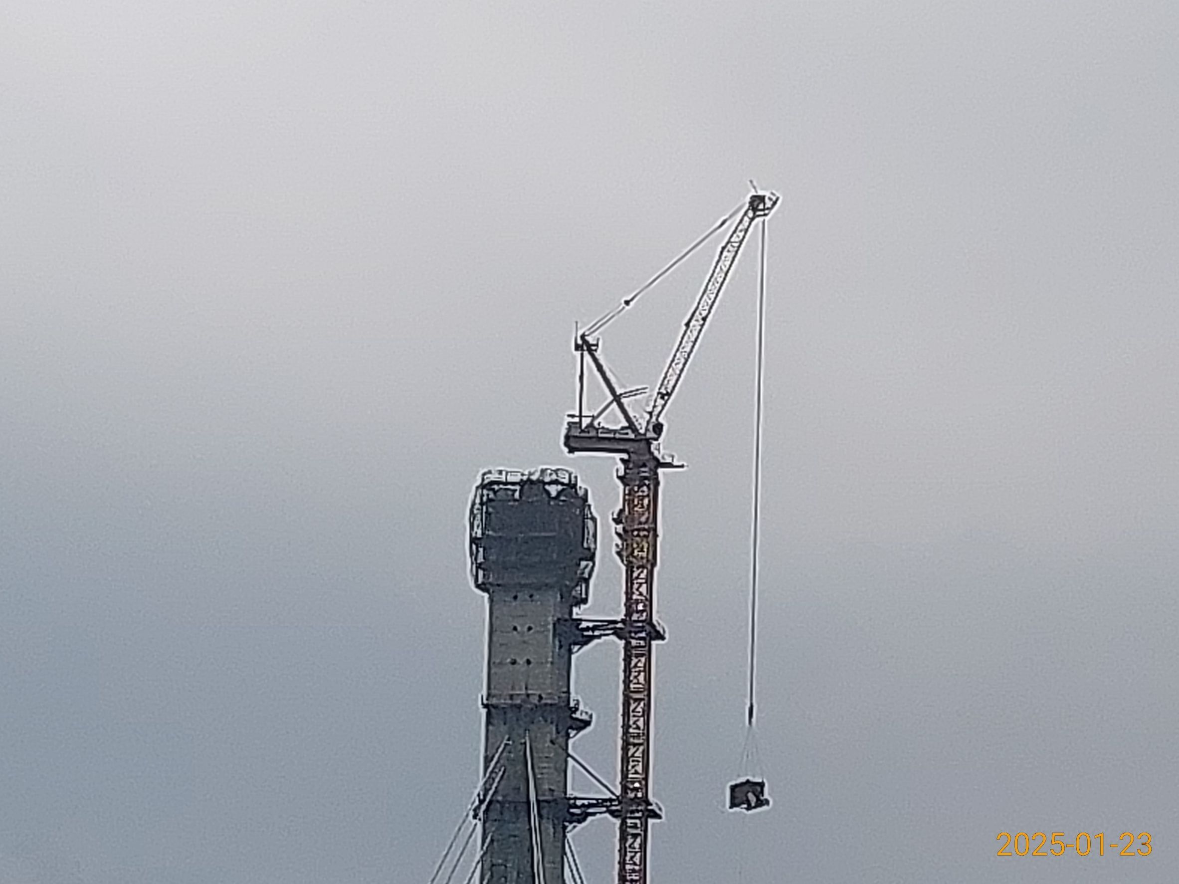 U42節塊E13鋼箱吊裝