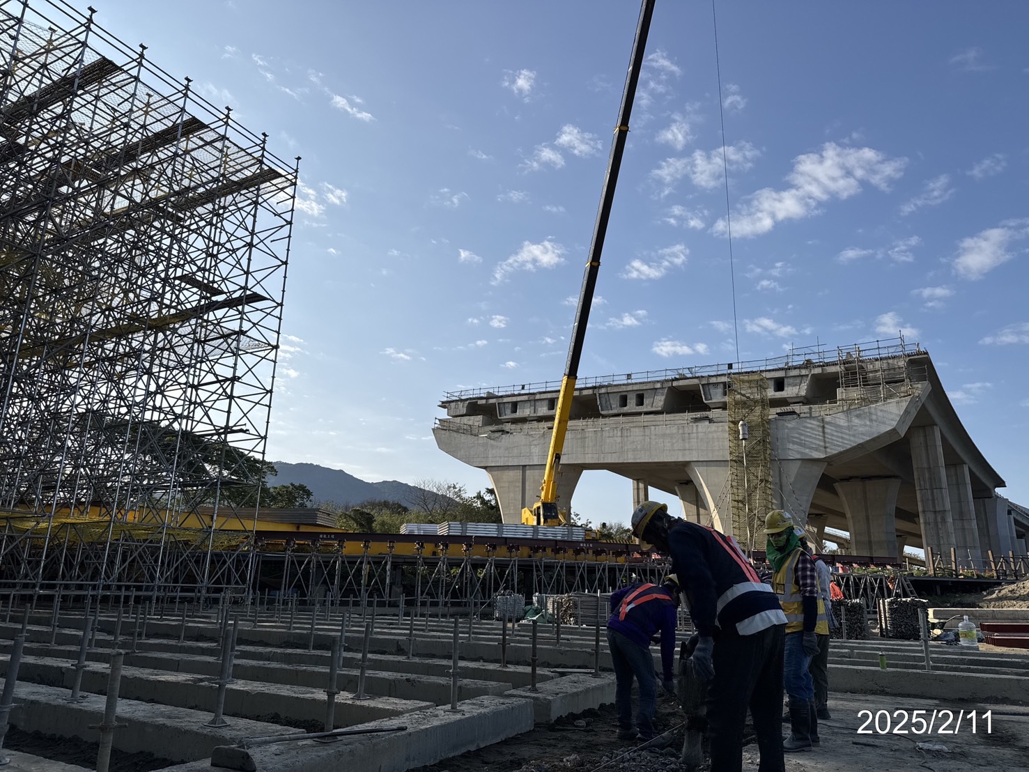 U4單元場撐第1階段支撐架組立