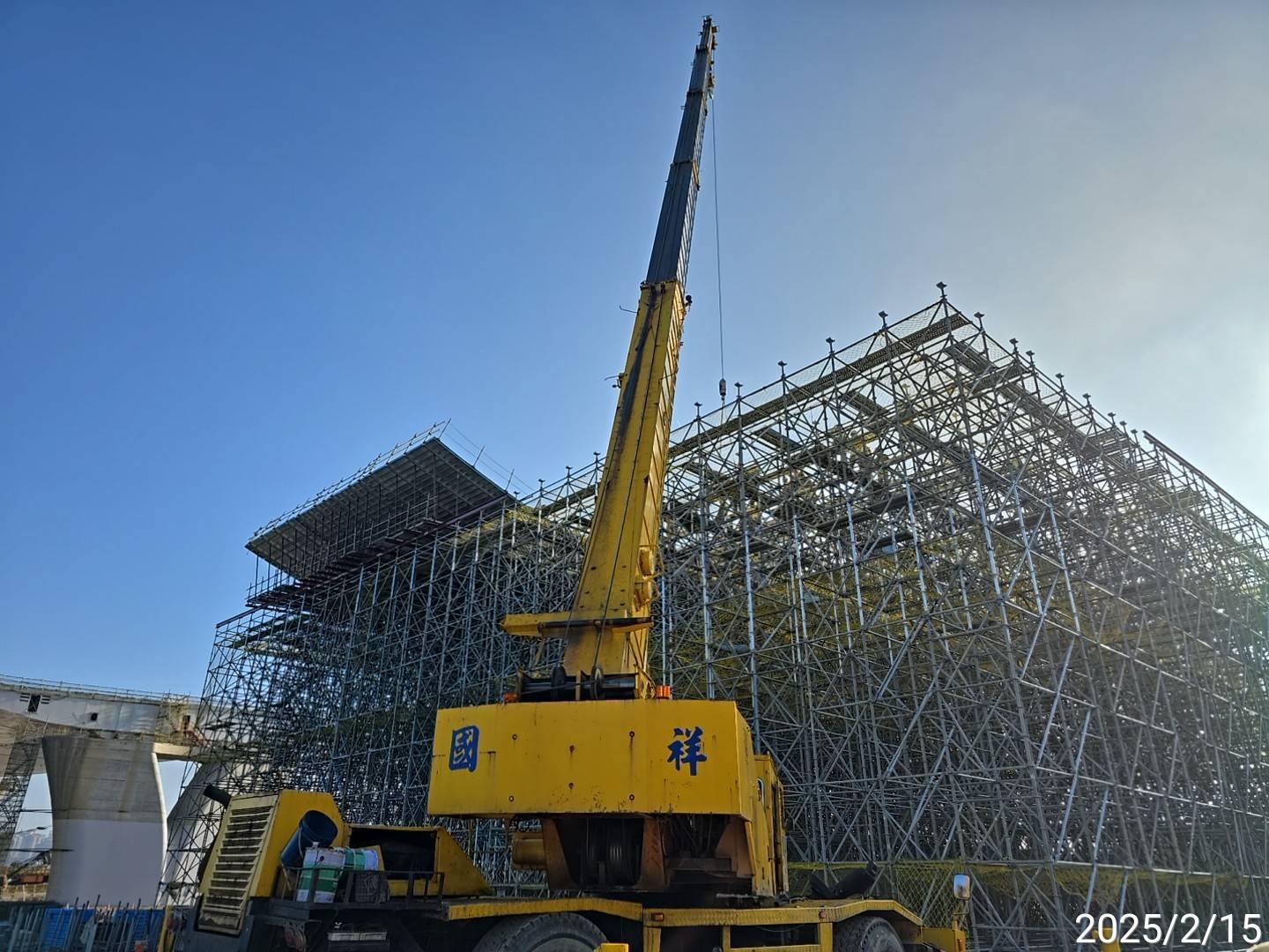 U4單元場撐第1階段支撐架組立